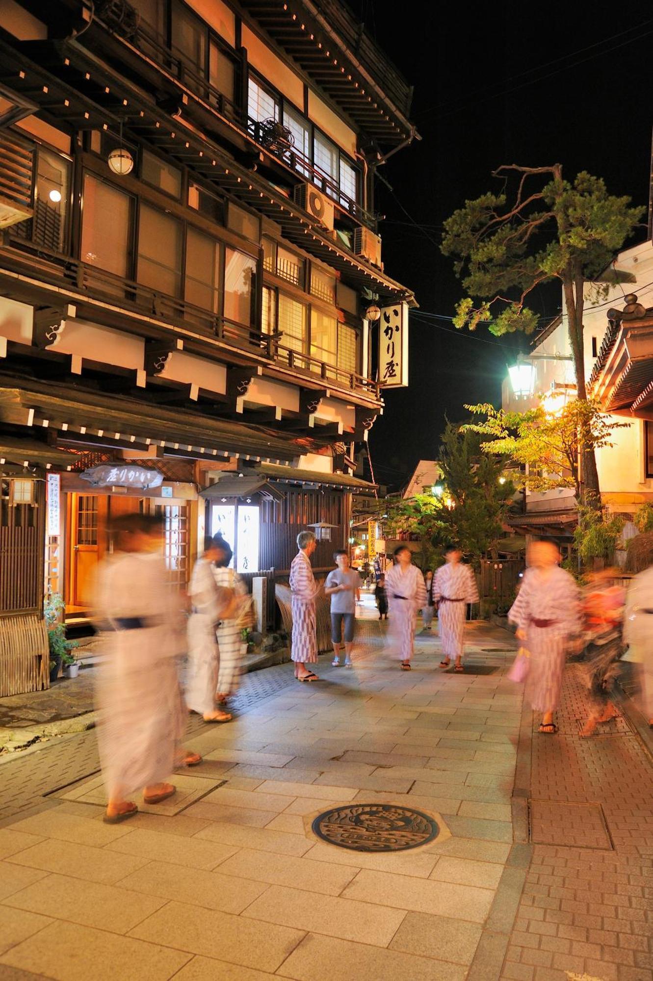 Ikariya Ryokan Yamanouchi  Exterior photo